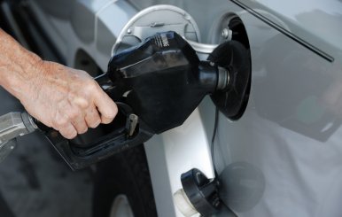 pumping-gasoline