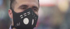 A los ojos