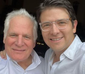 Miguel Uribe y su padre: discurso de despedida en homenaje al senador