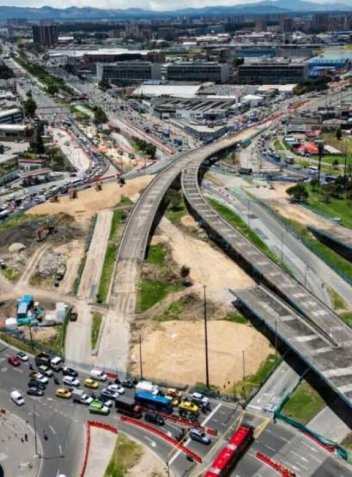 Transmisión EN VIVO implosión puentes de avenida Las Américas