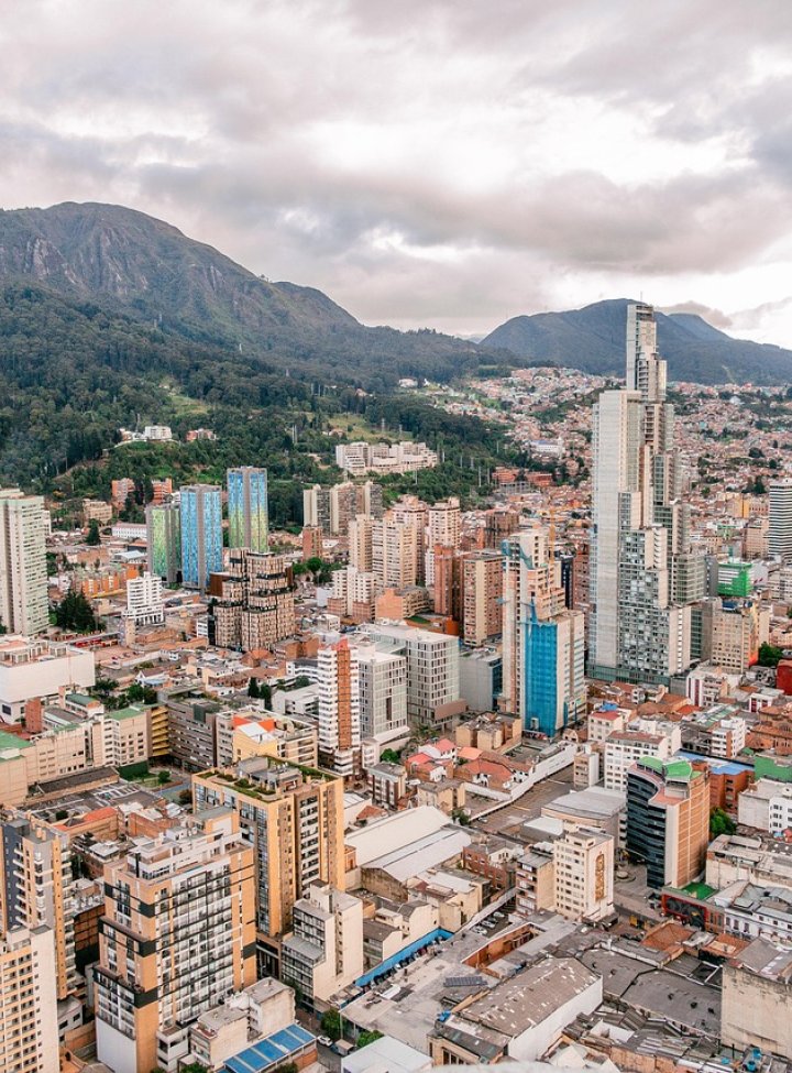 Secretaría de Planeación presenta proyecto de incentivos tributarios a la renovación urbana