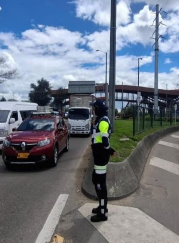 Nuevas medidas de movilidad para vehículos no matriculados en Bogotá: pico y placa