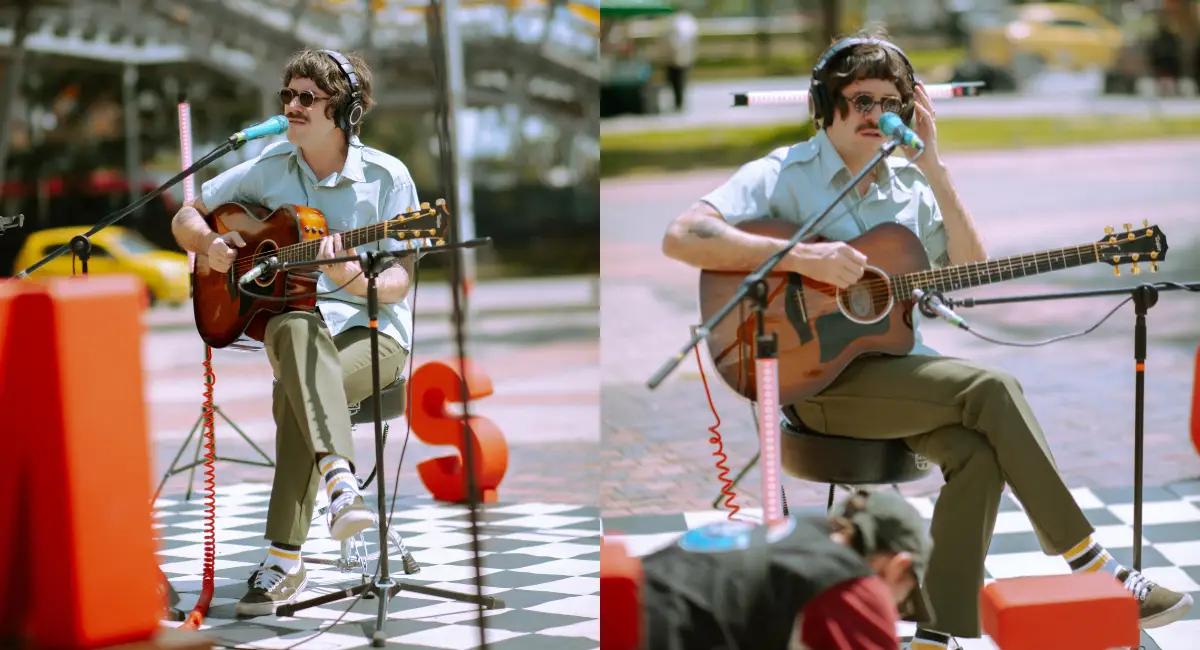 Juan Pablo Vega cantando en la Plazoleta de Canal Capital en La Nevera Sesiones
